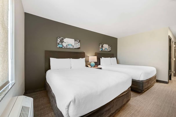 Double Queen Guest Room