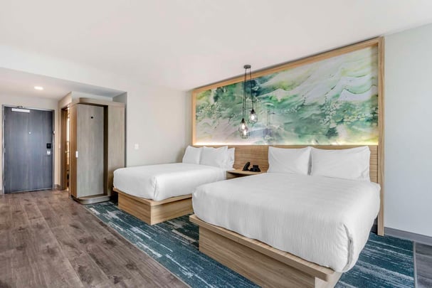 Two Queen w/ Kitchen