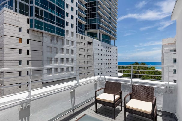 Partial Ocean View King Penthouse