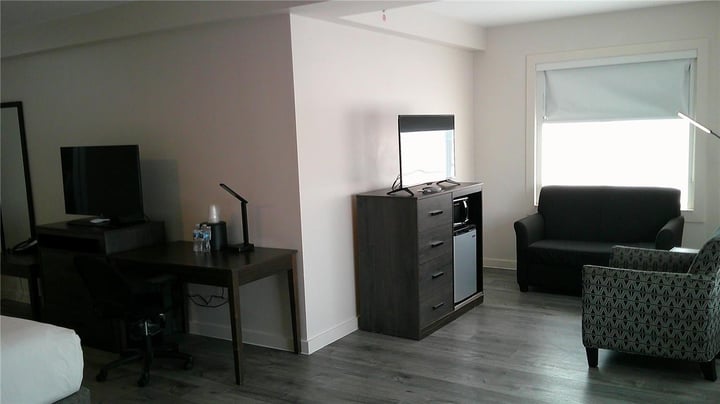 Larger King Room with Living Room