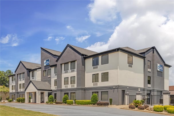 BW Commerce GA Exterior