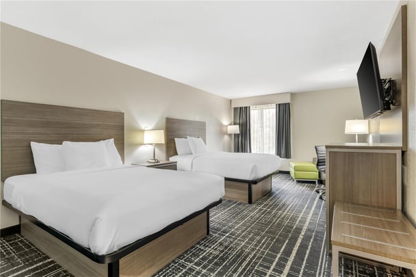 BW Commerce GA Queen