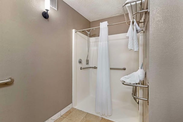 ACC King Roll In Shower