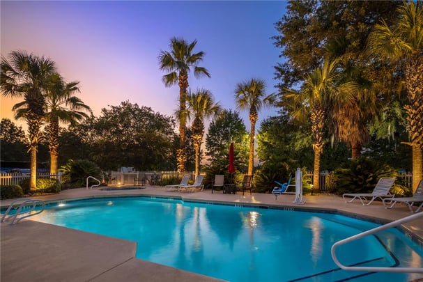 BW valdosta ga twilight pool