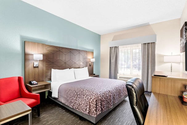 ADA King Roll In Shower