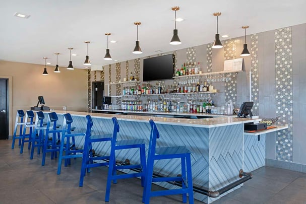 Gracie's Rooftop Bar