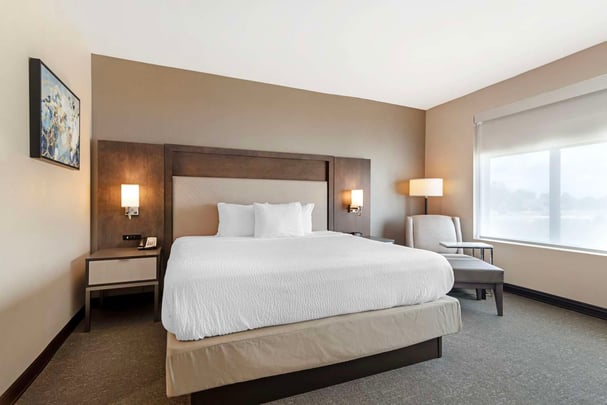 King / King Kitchenette