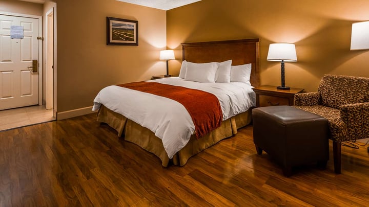 King Ground Floor Guest Room