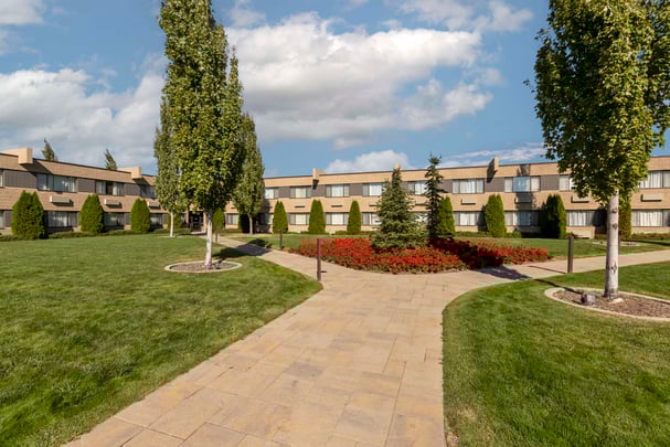 Exterior Courtyard View