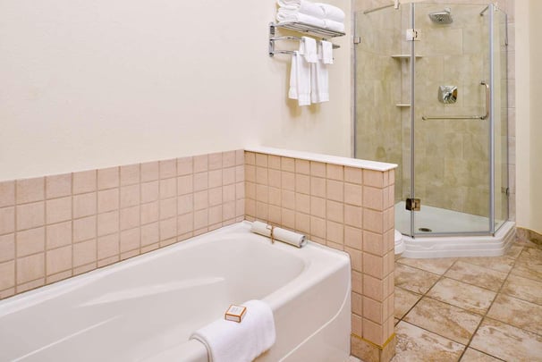 Selway Suite Bathroom