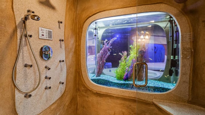 Pearl of the Sea Bathroom