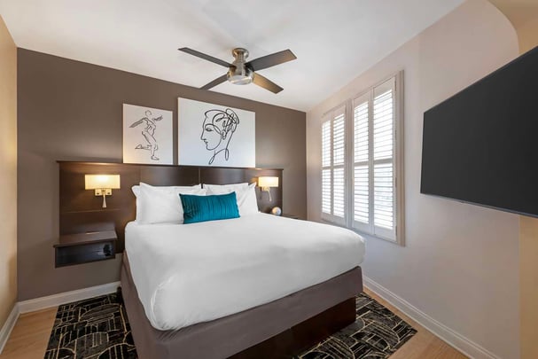 Double King Suite w/ Kitchenette