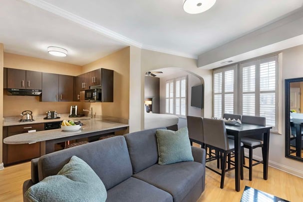 Double King Suite w/ Kitchenette