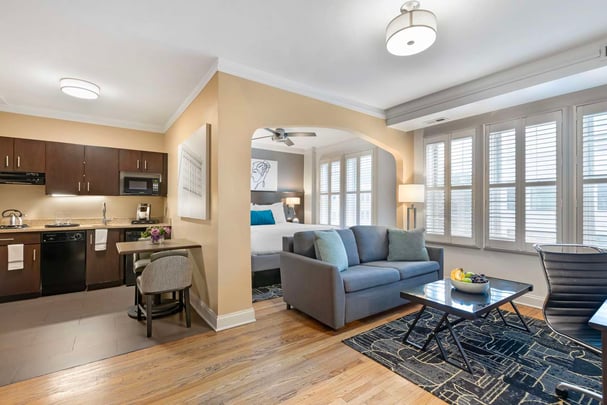 King Suite - Street View w/ Kitchenette