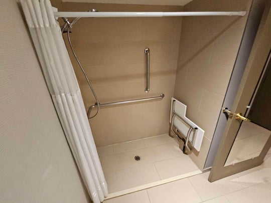 Accesible Bathroom Photo
