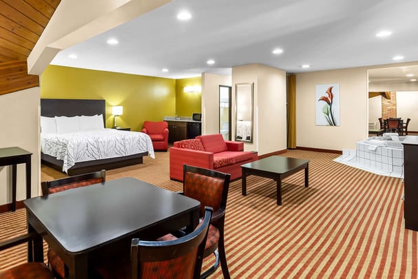 Large King Whirlpool Suite