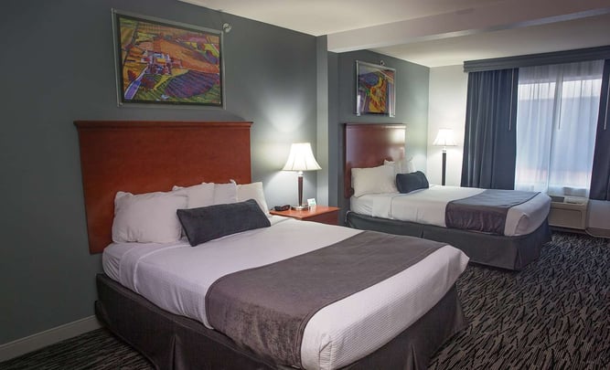 Double Queen Bed Room