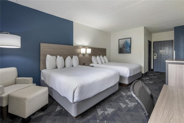 Double Queen Guest Room