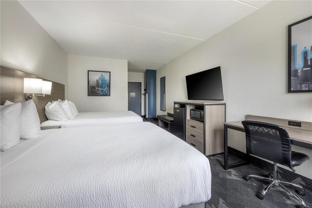 Double Queen Guest Room