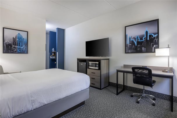 Accessible Queen Guest Room