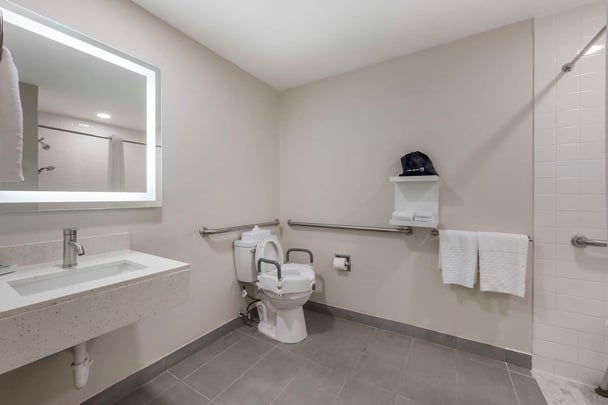 ADA Queen - Guest Bath