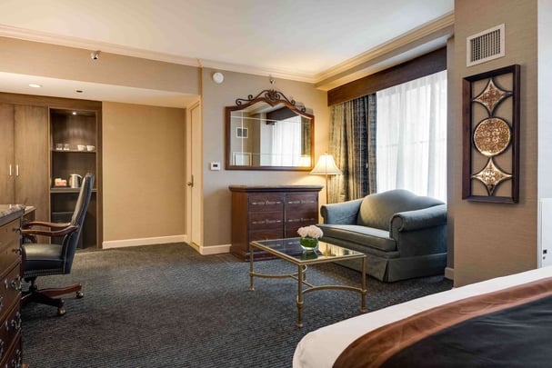 Whitehall Junior Suite