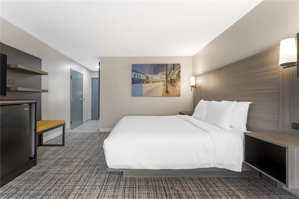 Accessible King Guest Room