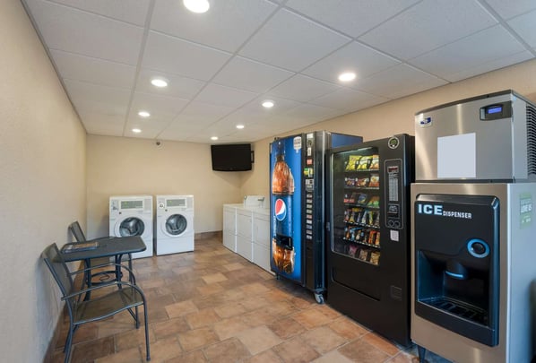 Vending Machines & Laundry