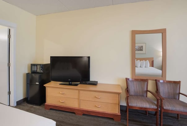 Standard 2 Queen Beds - Room 416