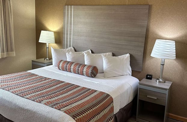 Barnum & Bailey Suite