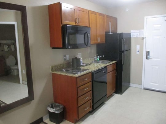 Double Queen Kitchenette Room