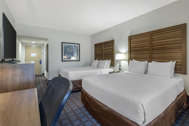 Double Queen Guest Room