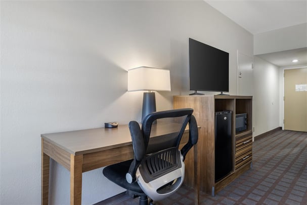 Double Queen Guest Room