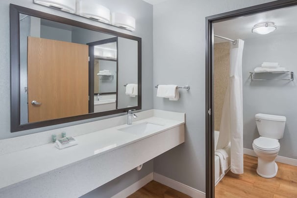 King Suite Diff Layout