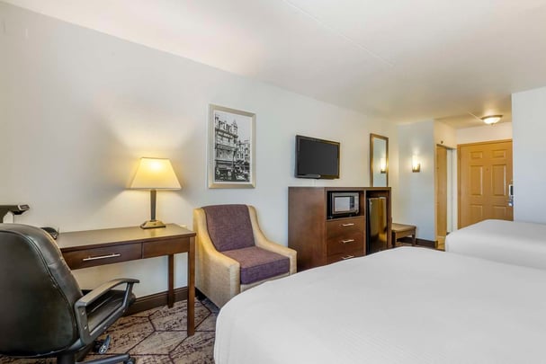 Standard Double Queen