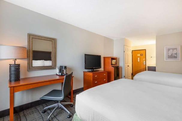 Standard Double Queen