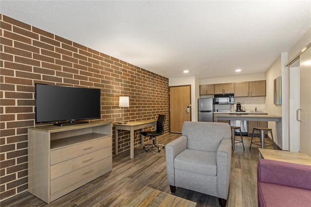 Two Room Suite with Kitchen