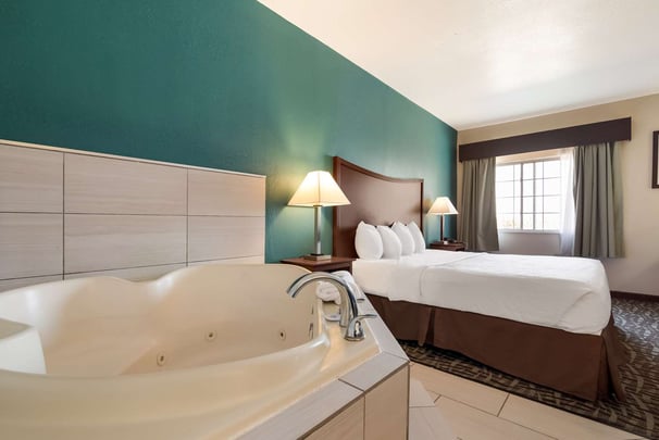 King Suite with Whirlpool Tub