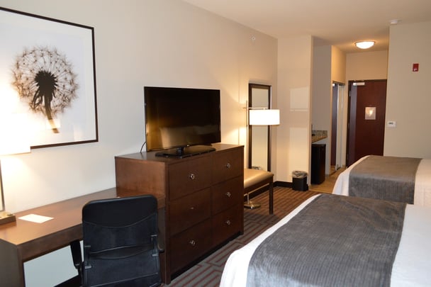 Double Queen Guest Room