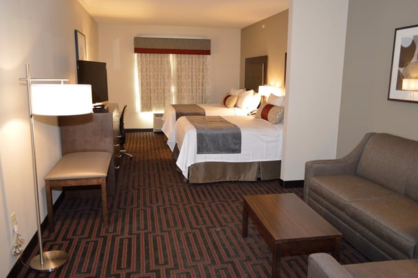 Double Queen Guest Suite