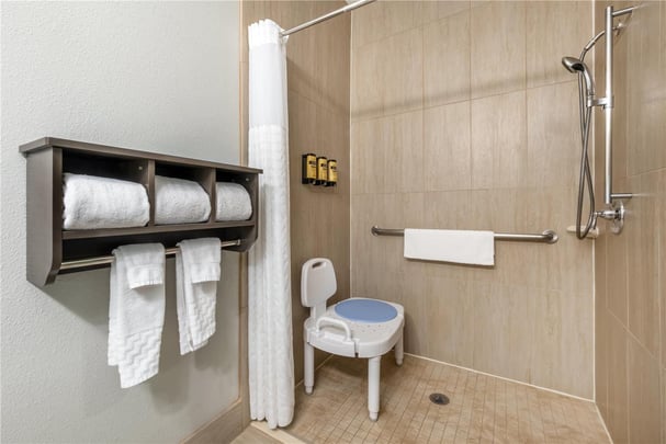King ADA with Roll In Shower