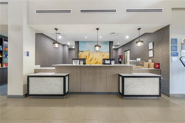 BW McPherson KS Lobby