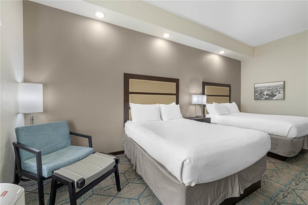 BW McPherson KS NHQQ