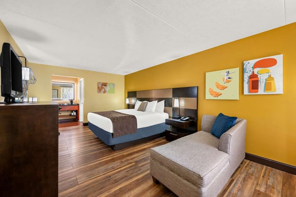 King Room (Downstairs)