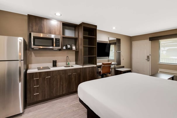 King Suite with Sofa Bed and Kitchenette