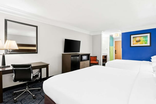 King and Queen Guestroom