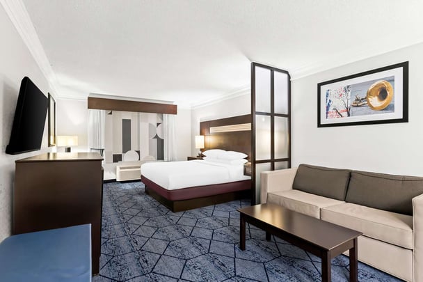 King Suite with Sofabed