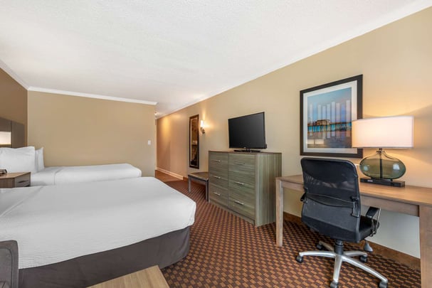 Accessible Two Queen