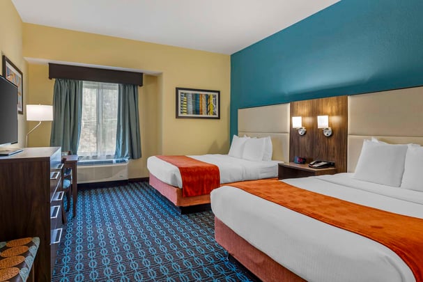 Accessible 2 Queen HNQQR