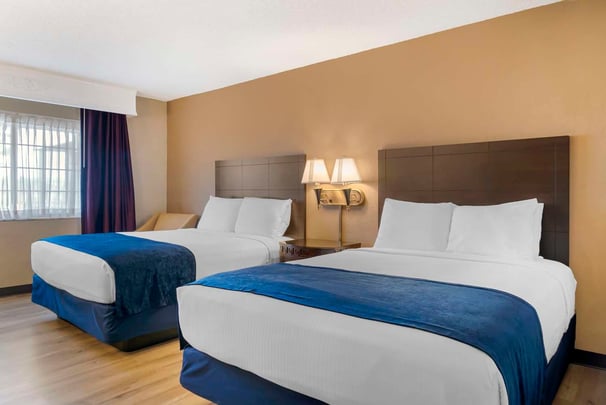 Accessible 2 Queen Beds